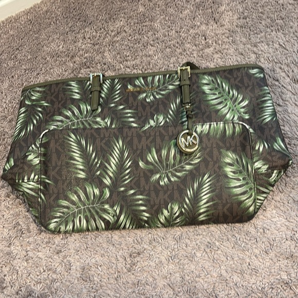 Michael Kors brown & Green tote bag - Picture 5 of 7